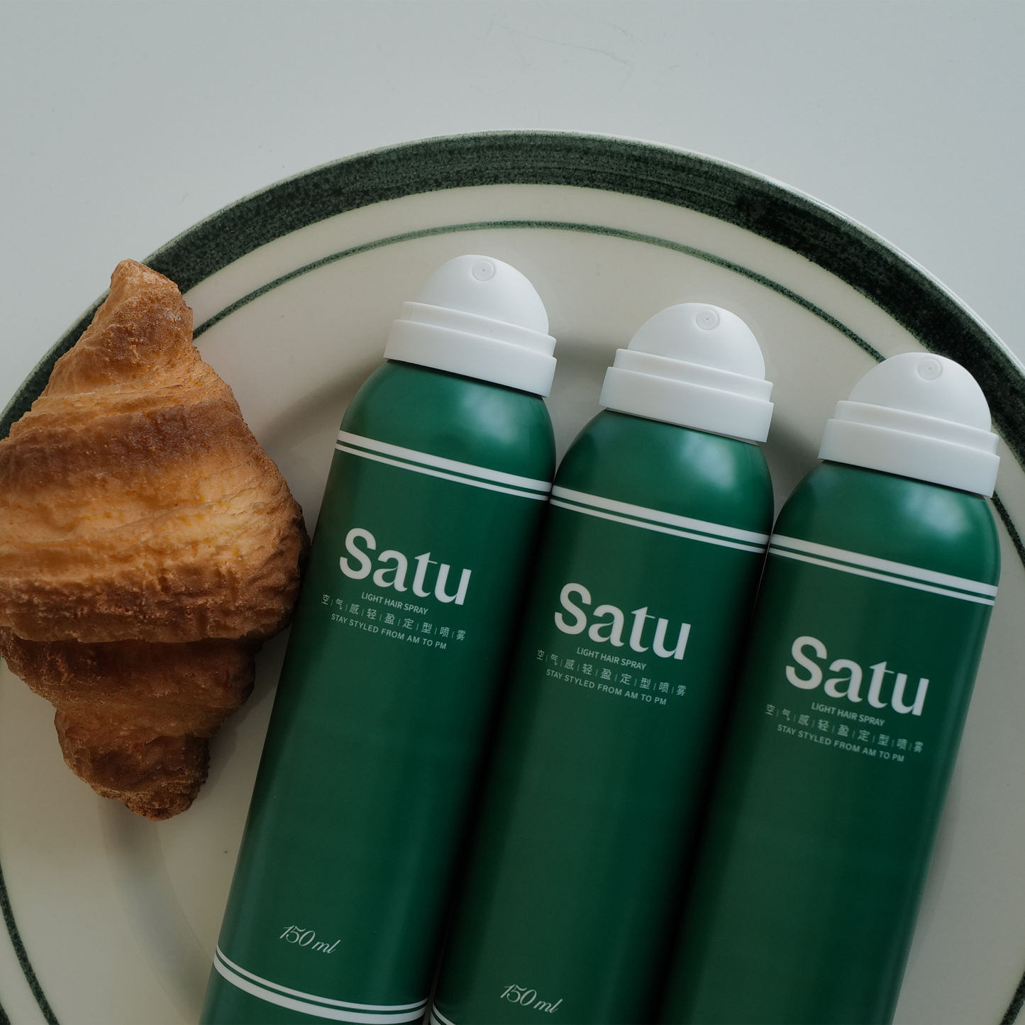SATU 空气感轻盈定型喷雾